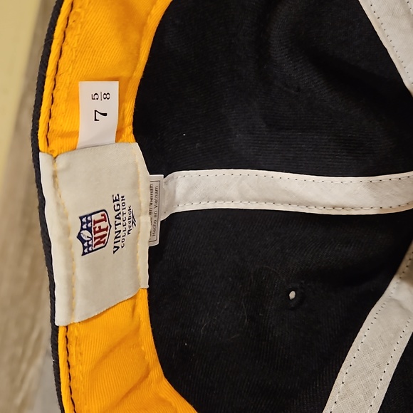 Hat - Picture 3 of 4